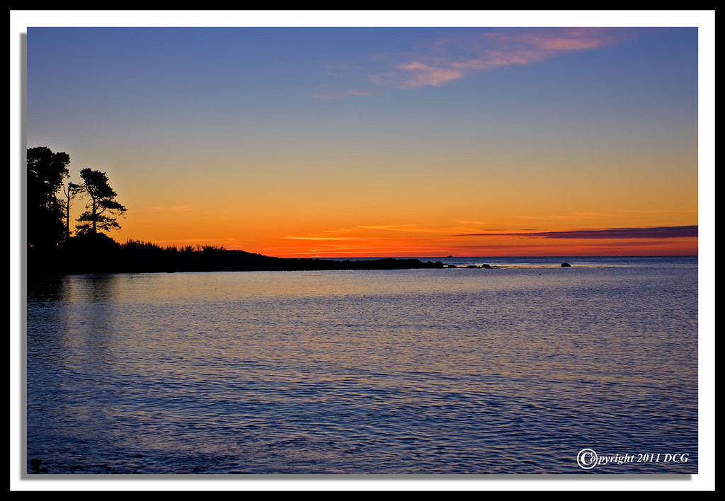 IMAGE: http://amtphoto.smugmug.com/2011Photos/Rye-New-Hampshire/i-5Xt2XNq/0/XL/Sun-Rise-08-23-01cr-XL.jpg