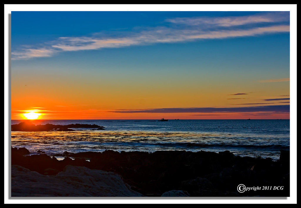 IMAGE: http://amtphoto.smugmug.com/2011Photos/Rye-New-Hampshire/i-w7DBjZZ/0/XL/Sunrise-08-23-15cr-XL.jpg