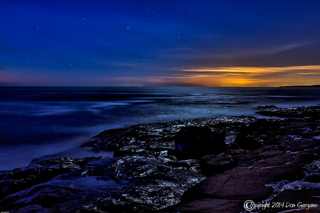 IMAGE: http://amtphoto.smugmug.com/2014-Photos/Maine/York-Maine/i-6FmznBB/0/XL/York%20Maine%20Coast-01-23-04cr%20-XL.jpg