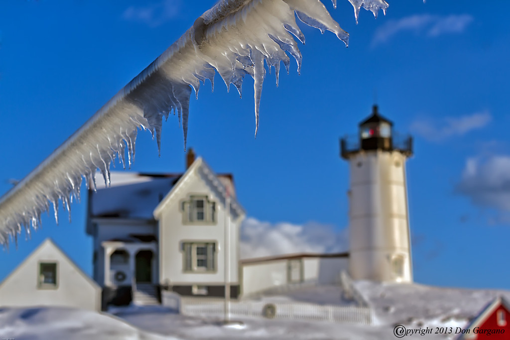 IMAGE: http://amtphoto.smugmug.com/Photos2013-1/Maine/York/i-6s39NRD/0/XL/Nubble%20Lighthouse-12-16-08cr%20-XL.jpg